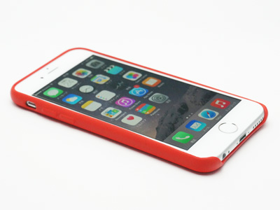 iPhone 5c CaseをiPhone 5cに装着する