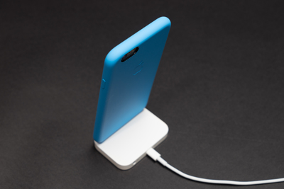 iPhone Lightning Dock 裏面