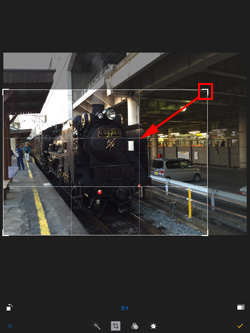 iPadでトリミングしたい写真の範囲を指定する