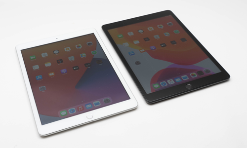 iPad(第8世代)とiPad(第7世代)の画面比較